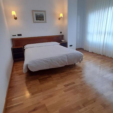 Hotel Las Moreras เลออน ภายนอก รูปภาพ