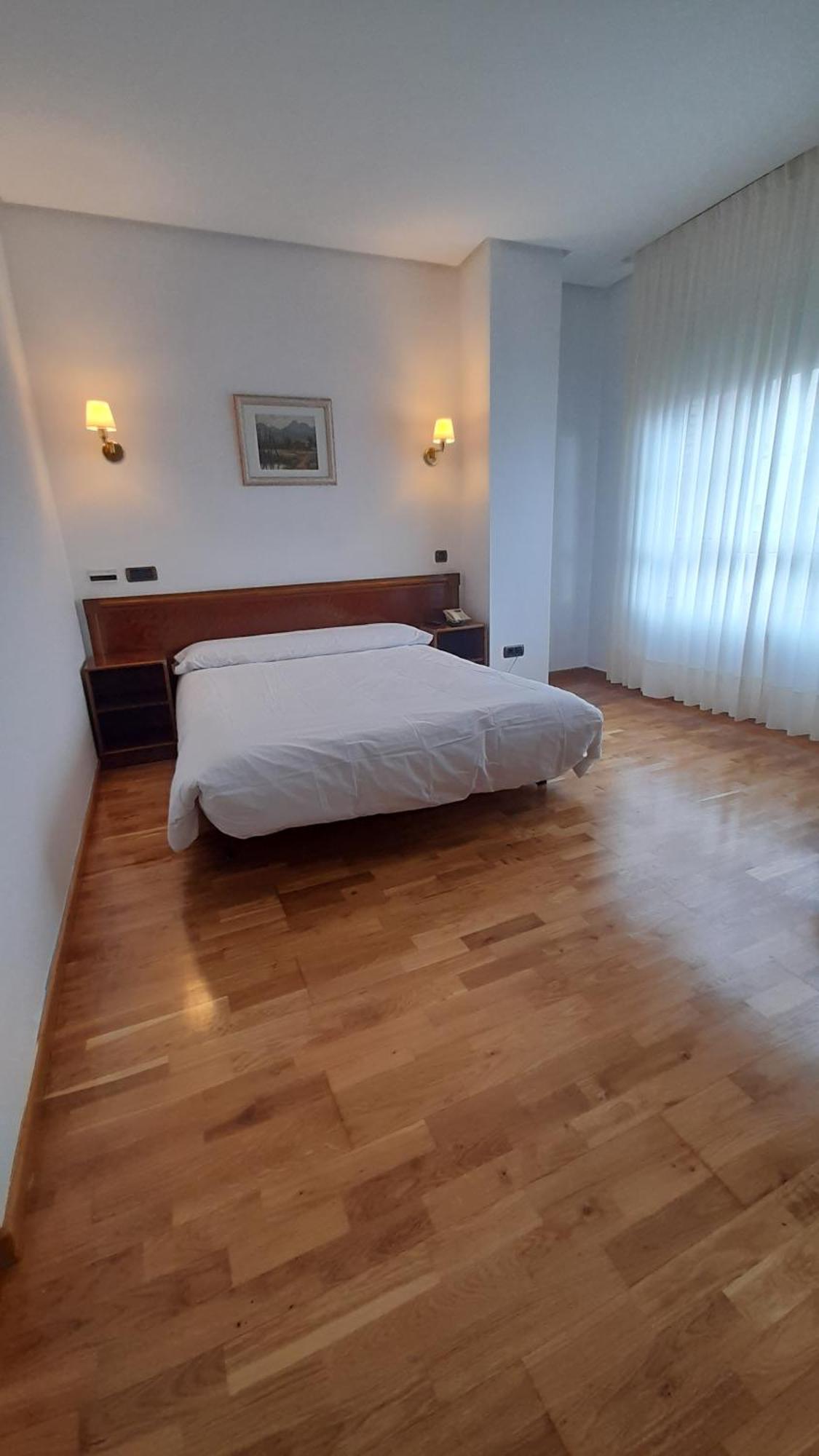 Hotel Las Moreras เลออน ภายนอก รูปภาพ